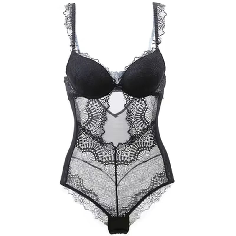 French Lace Deep-V Neck Sleepwear Set with Push-Up Bra and Panties for Young Ladies - 2019 Collection