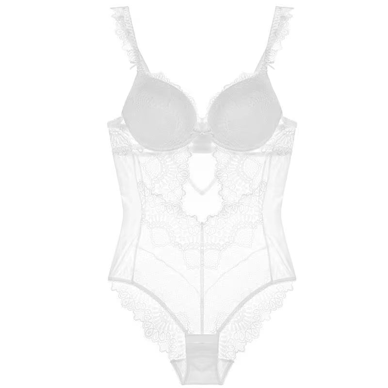 French Lace Deep-V Neck Sleepwear Set with Push-Up Bra and Panties for Young Ladies - 2019 Collection